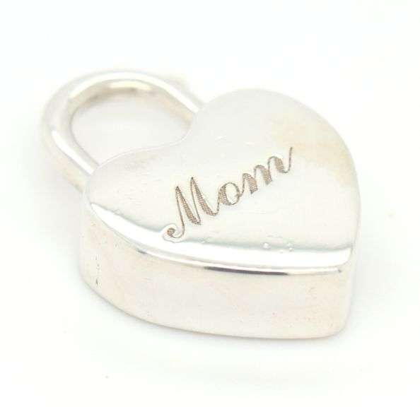Tiffany & Co Mom charm in 925 sterling silver