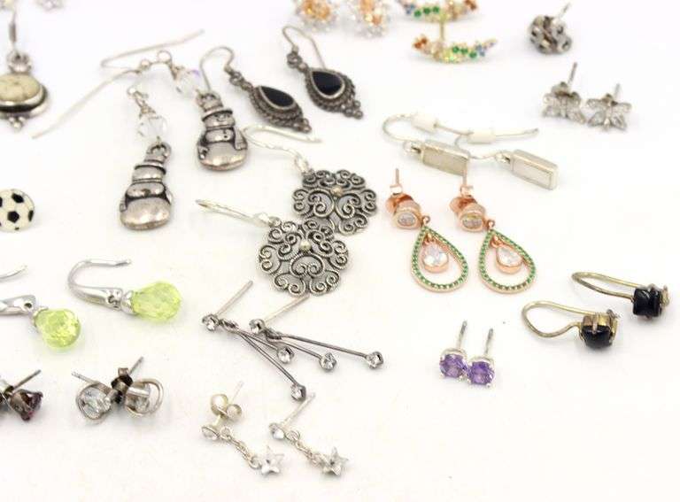 Group lot of Vintage 925 sterling silver earrings