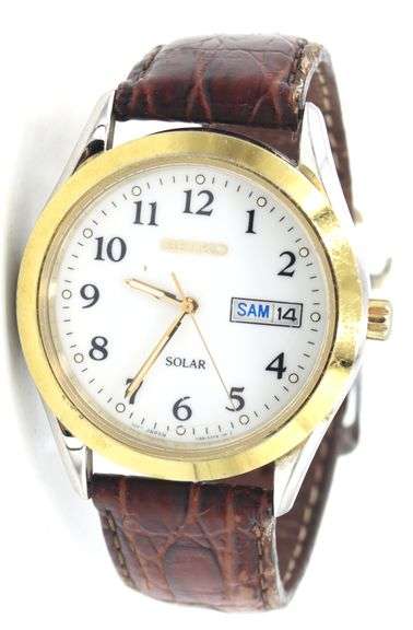 Seiko Solar day date quartz watch