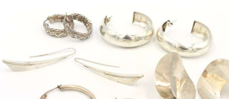 Group lot of Vintage 925 sterling silver earrings