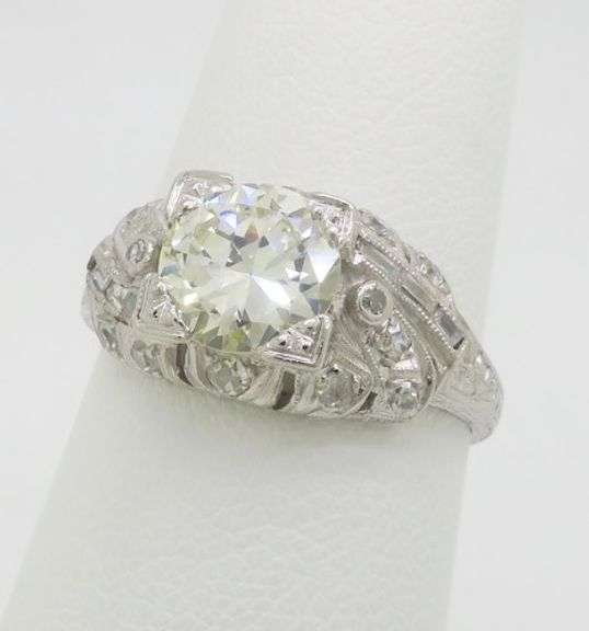 Vintage Platinum 1.83CTW Art Deco Diamond Ring