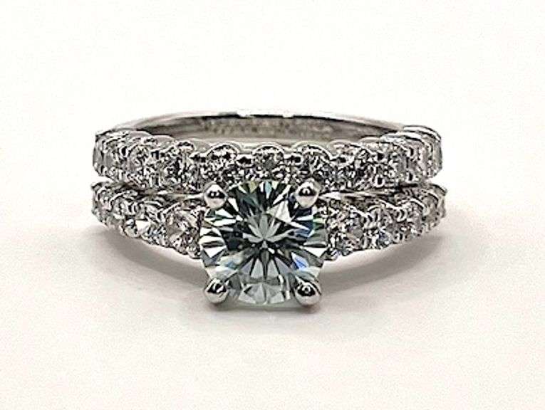 Stunning 2 Band 3.75 Ct Lab Simulated Diamond Ring Set