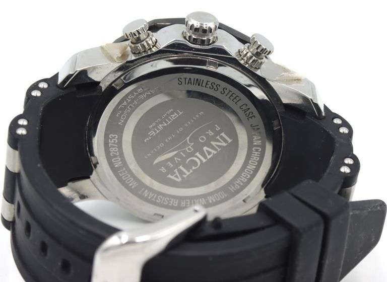 Invicta Pro Diver stainless steel quartz 50mm watch
