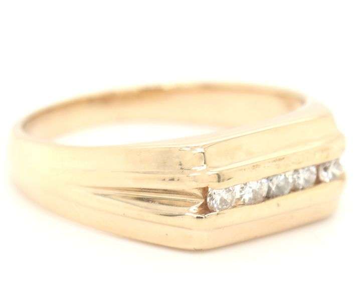 14kt Yellow gold diamond Gen's ring