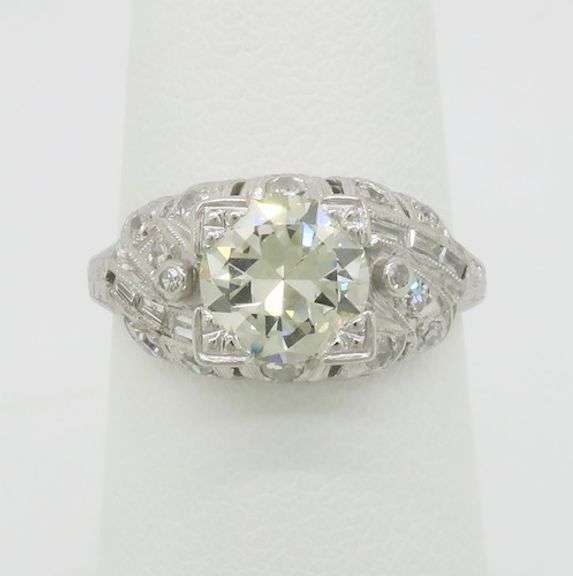 Vintage Platinum 1.83CTW Art Deco Diamond Ring