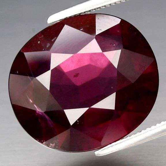 Substantial 8.89ct violet Rhodolite Garnet