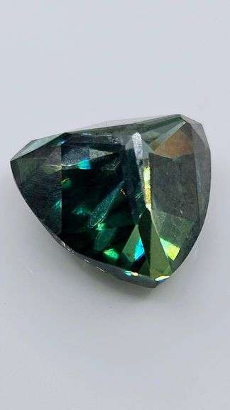 Dazzling Huge 7.5 Ct VVs1 Trillion Cut Emerald Gren Lab Simulated Diamond Solitaire