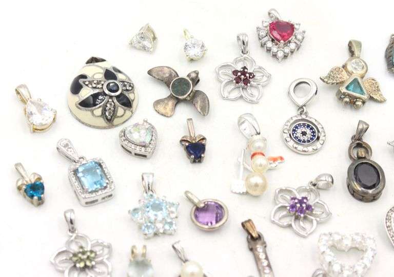 Vintage 925 sterling silver group lot of pendants