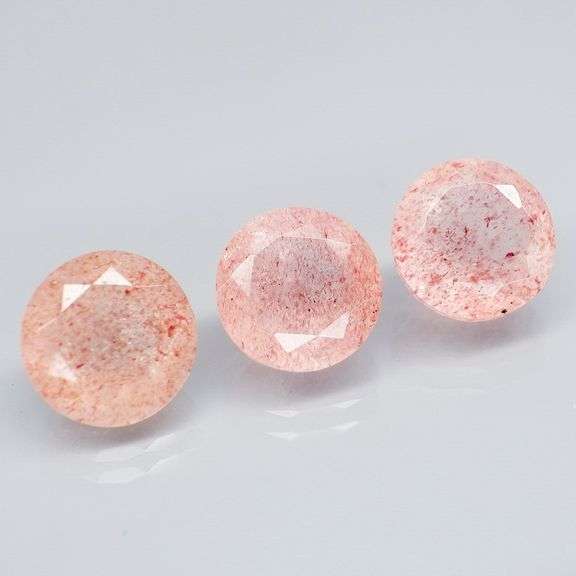 Unique 11.20ct faceted Strawberry Quartz set