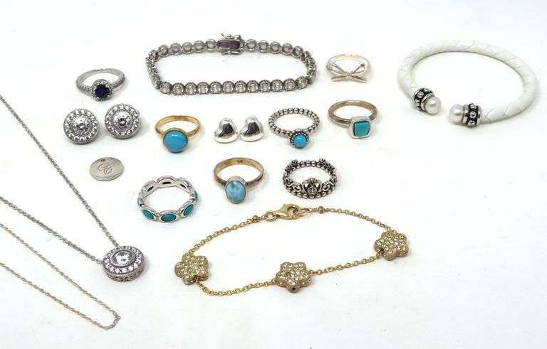 Group lot of Vintage 925 sterling silver designer Judith Ripka and Pandora mis jewelry