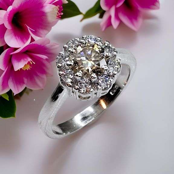 Gorgeous 3.25 Ct Vvs1 White E-F Fire Moissanite Ring