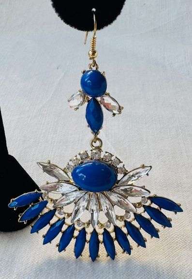 Stylish  Fashion  Design Earrings