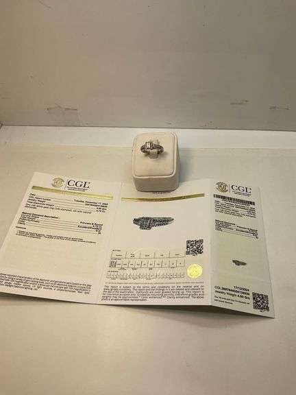 CERTIFIED 14K WHITE GOLD LADIES DIAMOND RING