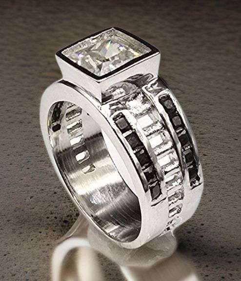 14 Kt White Gold Plate 3.5 Ct VVs1 Lab Simulated Asscher Cut Diamond Ring