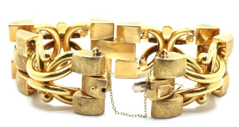 Exceptional 18kt Yellow Gold Link Bracelet - 85.4 Grams of Timeless Luxury