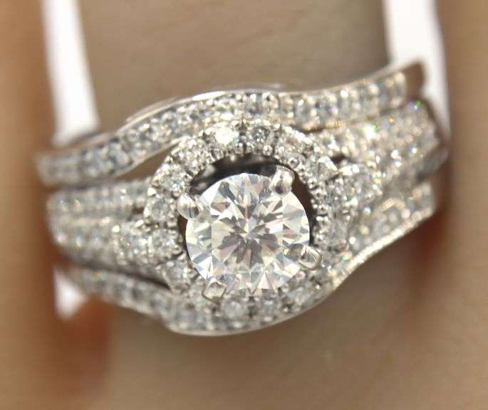 GIA Certified 14kt White gold 0.70ct diamond ring guard bridal set
