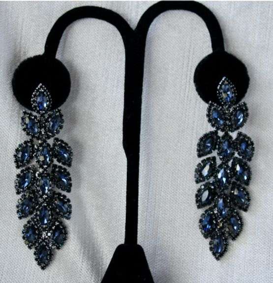 Sapphire Color of Fashion Jewelry Earrings