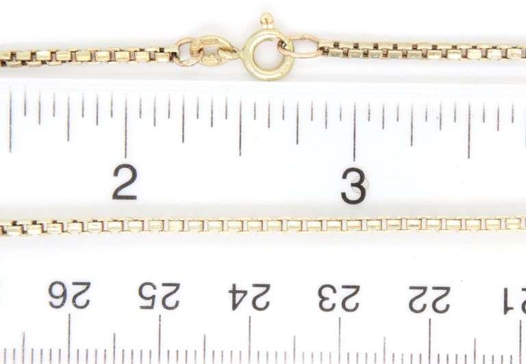 14kt Yellow gold box chain necklace