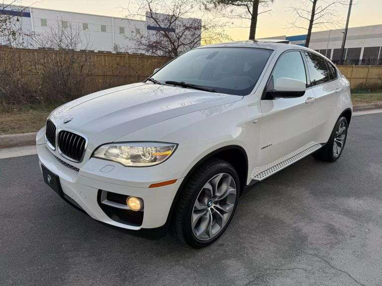 2014 BMW X6 xDrive35i Sport Utility 4D