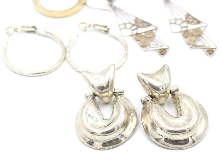 Group lot of Vintage 925 sterling silver earrings