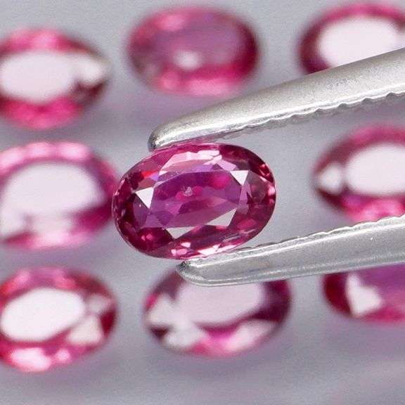 Superb 2.13ct violet pink set of VS Rubies -Untreated!!!