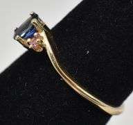 Stunning Sapphire Ring in 14K Yellow Gold