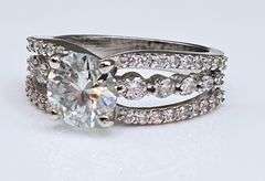 Beautiful 2 Ct VVs1 Lab Simulated Diamond Ring