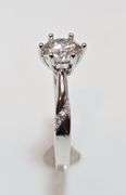 Sparkling 1 Ct VVs1 White E-F Simulated Lab Diamond Ring