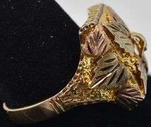 Lovely Floral Leaf Ring in 10K and 12K Two-Tone Gold