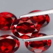 Set of 5 top red VS Garnets weighing 7.83 carats!