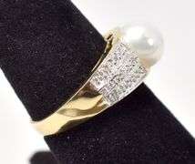 Elegant 14K Yellow Gold Pearl and Diamond Ring