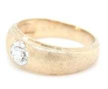 14kt Yellow gold round brilliant cut diamond textured band