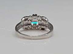 Beautiful 1 Ct VVs1 Peach Fire Moissanite Gemstone Ring