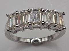 Sparkling 14 Kt White Gold Plate 5.07 Ct VVs1 E-F Simulated Diamond Ring