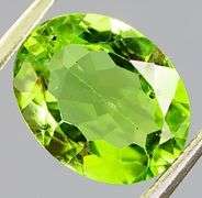 Fantastic 2.11ct top Burma green untreated Peridot