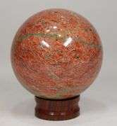 Eye catching 880ct Unakite sphere