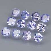 Glittering 3.22ct bright blue violet Tanzanite set