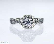 CERTIFIED BRAND NEW 14K WHITE GOLD DIAMOND ENGAGEMENT RING