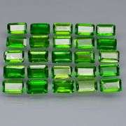 Incredible 6.75ct candy green Russian Chrome
