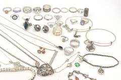 Big group ot of Vintage 925 sterling silver miscellaneous jewelry