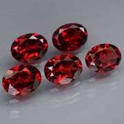 Top color!! 7.32ct 5pc. Mozambique Garnet set