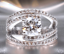 Dazzling 2.75 Ct VVs1 Lab Simulated Diamond Ring