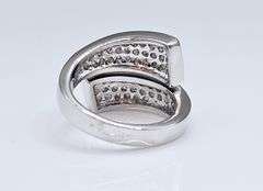Beautiful 2.45 Ct VVS1 Lab Simulated Diamond Ring