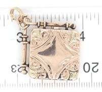 Antique Square locket in 8kt Yellow gold