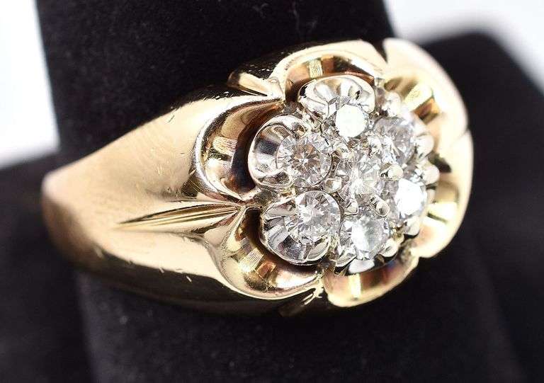 Handsome 14K Yellow Gold Diamond Men's Ring