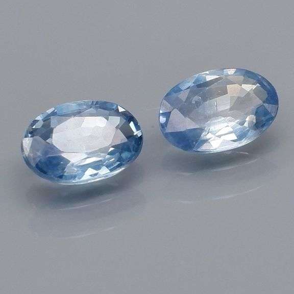 Heated only! .96ct ceylon blue Sapphire pair