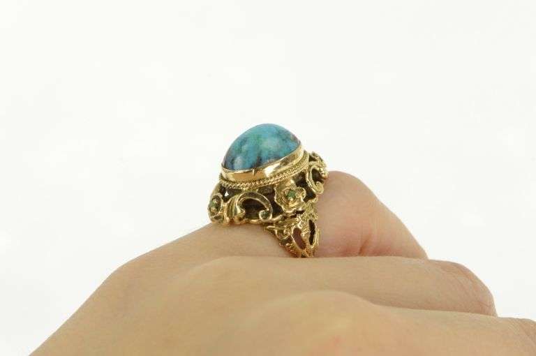 14K Yellow Gold Oval Turquoise Ornate Floral Filigree Vintage Ring