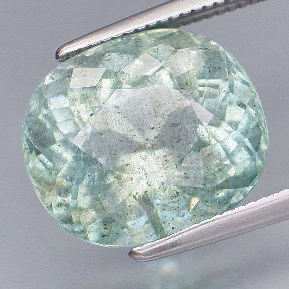 Gorgeous 6.60ct untreated sea blue Aquamarine
