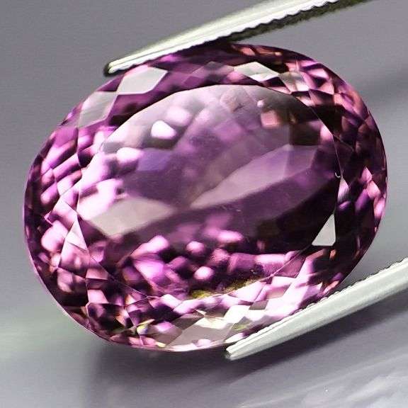 Magnificent 31.58ct deep violet Amethyst