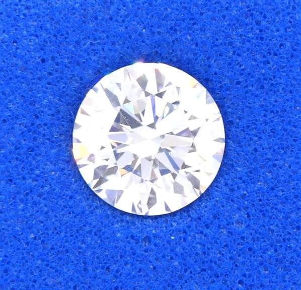1.03ctw round brilliant cut lab grown diamond
